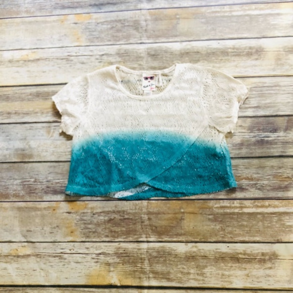 Girls gorgeous cropped t! Size 10